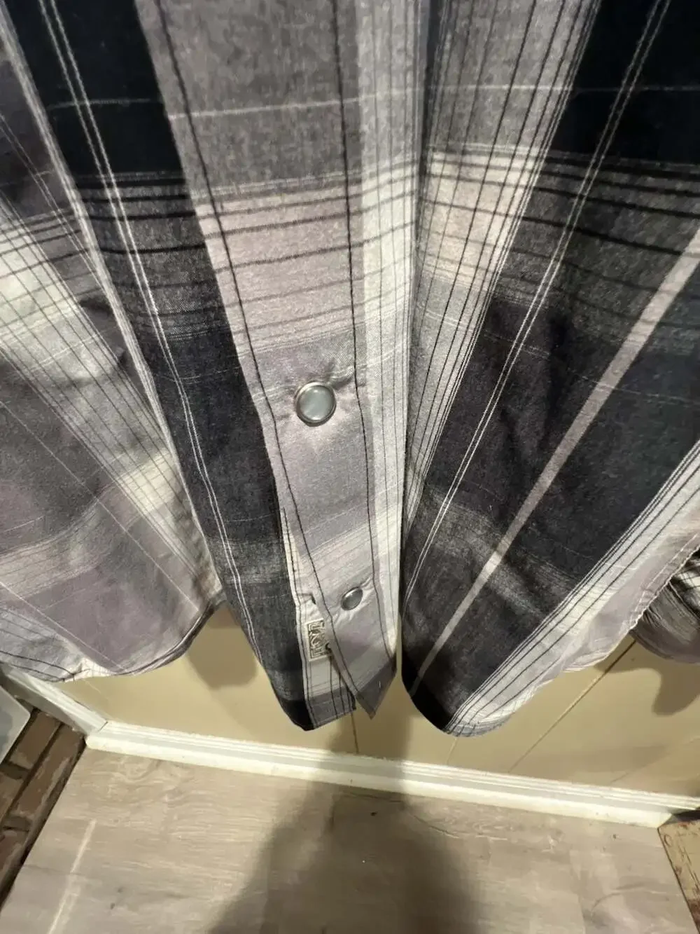 Levi's Men's Modern Western Long Sleeve Gray Plaid Pearl Snap Shirt